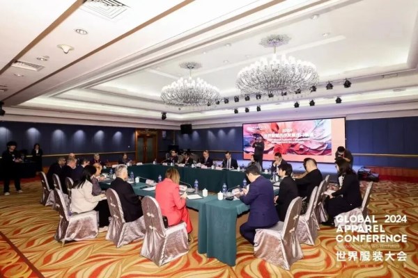 虎门服装盛会暗藏玄机，三会联动竟能“即秀即买”(图9)