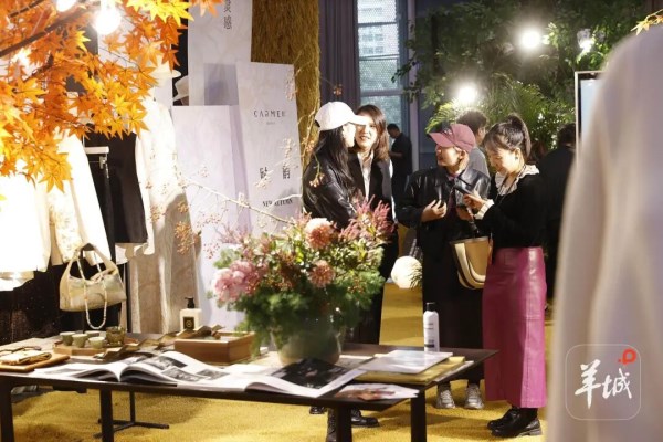 服装业寒冬来袭,虎门却靠这三招逆势崛起(图9) 服装业寒冬来袭,虎门却靠这三招逆势崛起(图9)