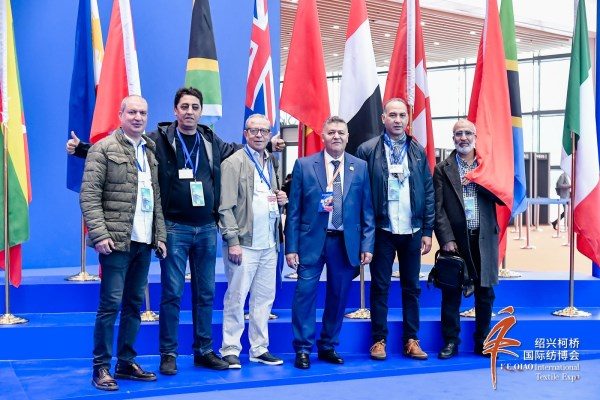 柯桥纺博会竟成全球纺织业风向标，三天成交额超200亿的秘密(图5)