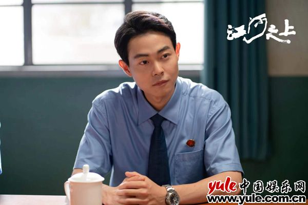 检察官守护碧水蓝天故事 正义使命与成长历程