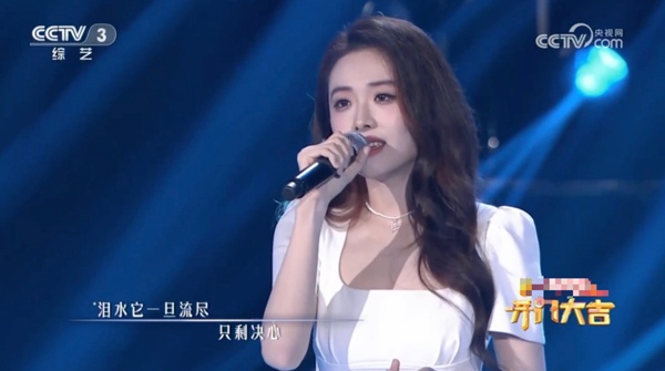 喻言多次受邀央视《开门大吉》展现实力，首