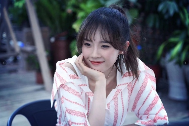 绝命海岛5月8日上线爱奇艺 变异人危机下的惊悚求生之旅(图4)