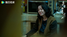 《春色寄情人》刘琳演技获赞 塑造坚韧母亲形象(图2) 《春色寄情人》刘琳演技获赞 塑造坚韧母亲形象(图2)