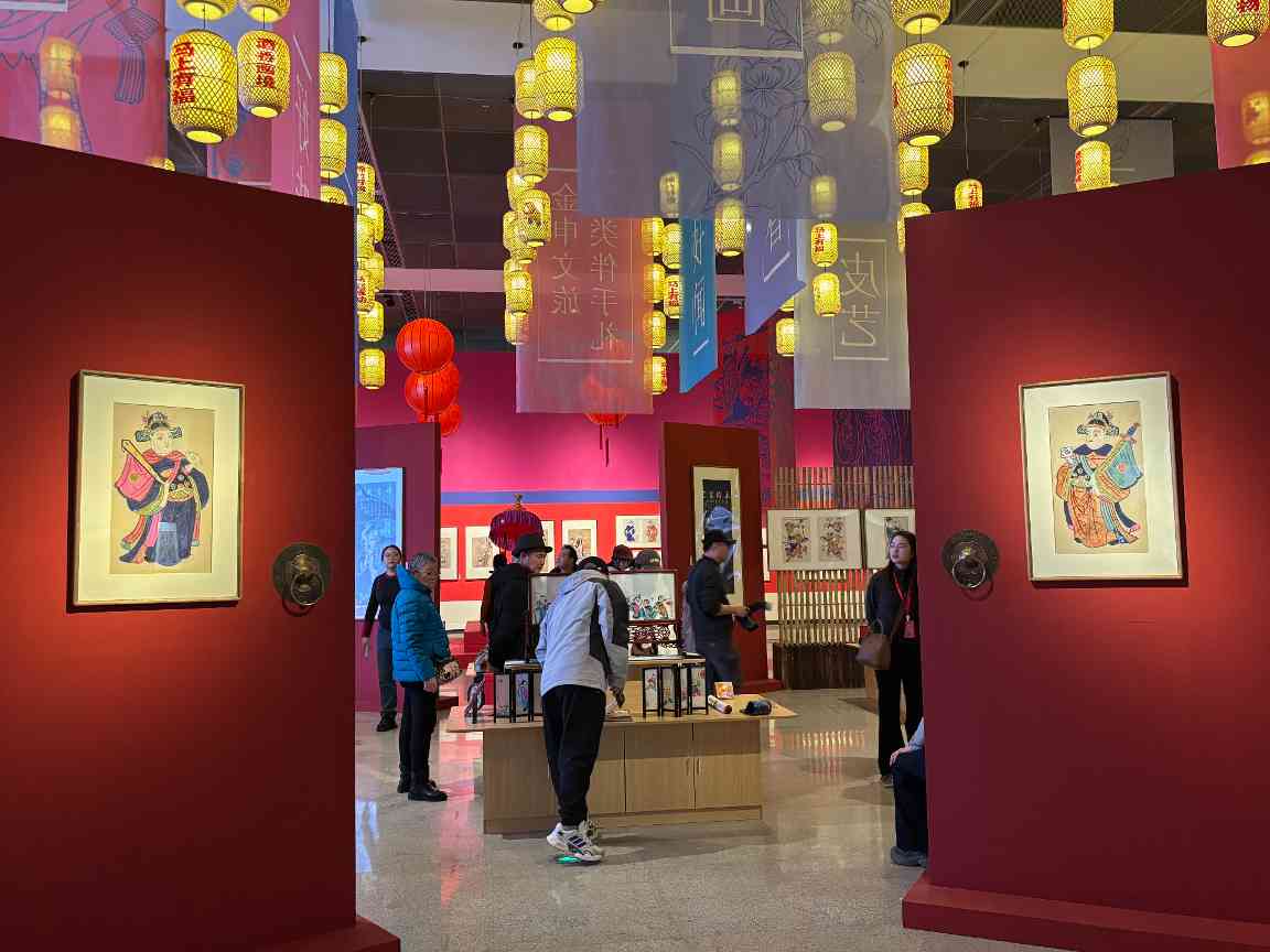 绵竹年画主题展开幕 展现非遗文化传承与创新(图4) 绵竹年画主题展开幕 展现非遗文化传承与创新(图4)