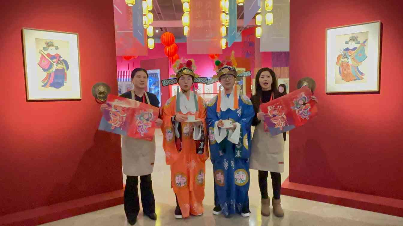 绵竹年画主题展开幕 展现非遗文化传承与创新(图2) 绵竹年画主题展开幕 展现非遗文化传承与创新(图2)