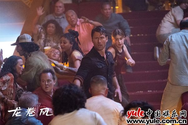 电影《龙卷风》今日上映 年度灾难大片震撼登陆暑期必看(图5)