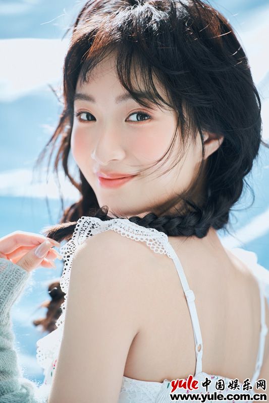 《默杀》票房破8亿 “霸凌者”顾明漪现场向王圣迪徐娇道歉(图4)