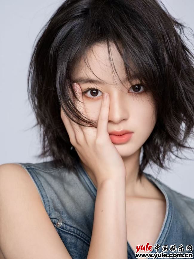 黄杨钿甜演技突破 童星成长双剧收获观众盛赞(图4)