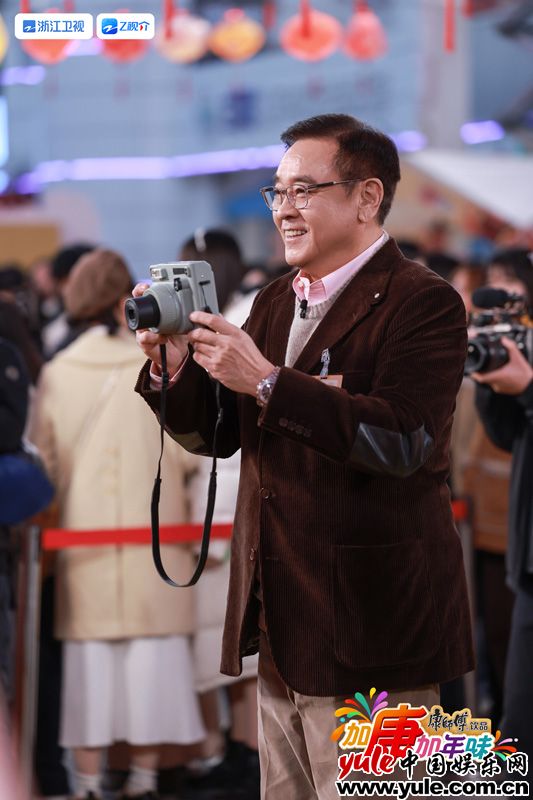 无限家族变身庙会摊主！《加康加年味3》解锁蛇年庙会攻略～(图1)