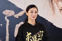 既是主演又是制片人！电影《夹缝之间》陶昕