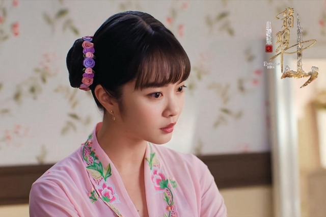 《小娘惹之翡翠山》“拳头硬汉”邓伟徳演绎 拳头下的生存法则与真心守护(图4)