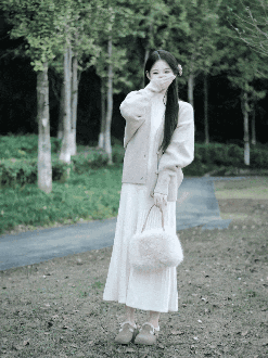 穿上这双鞋，女明星们竟然集体抛弃了高跟鞋(图67)