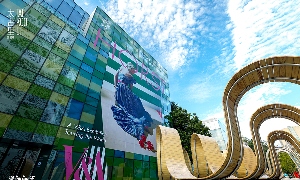 传奇摄影大师60年作品首展，竟隐藏着中国