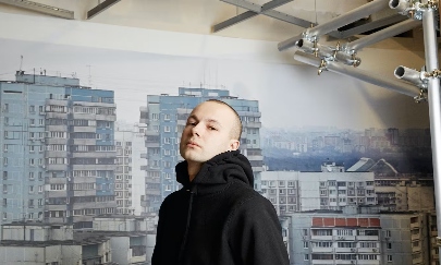 知名设计师纷纷独立复出，背后竟是时尚圈的