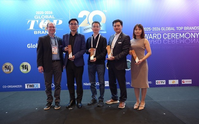 揽获多项产品技术创新大奖!TCL实业携顶 揽获多项产品技术创新大奖!TCL实业携顶