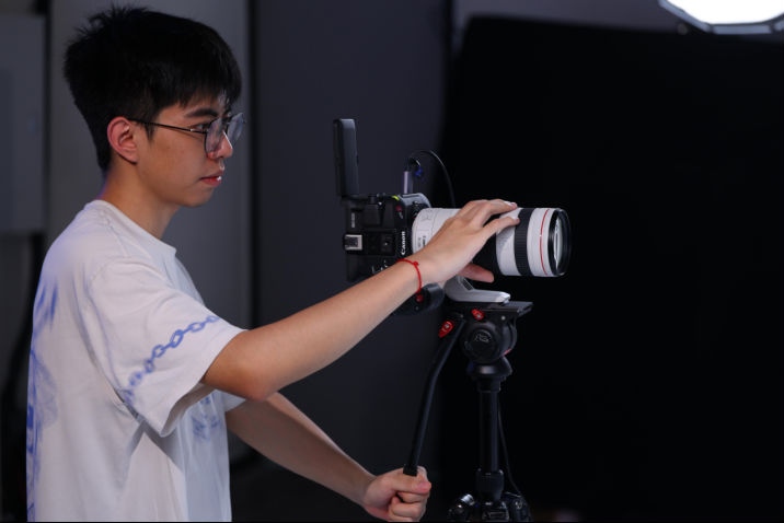 专业直播设备如何提升团播品质与收益？揭秘明星感画质打造方案(图3)