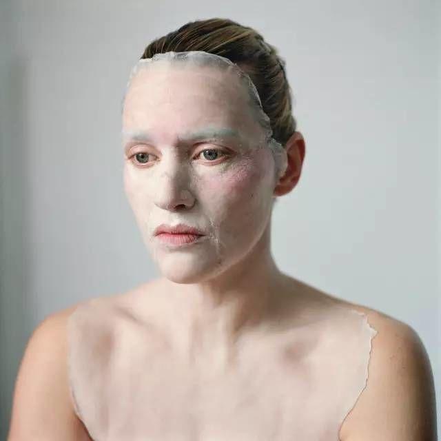 银幕背后：摄影师如何捕捉电影明星的真实瞬