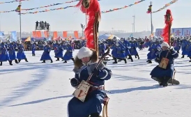 查干湖冰雪渔猎节开幕，冰湖腾鱼尽显北国冬